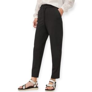 Lululemon Keep Moving Pants 7/8 High Rise in Black Size 4